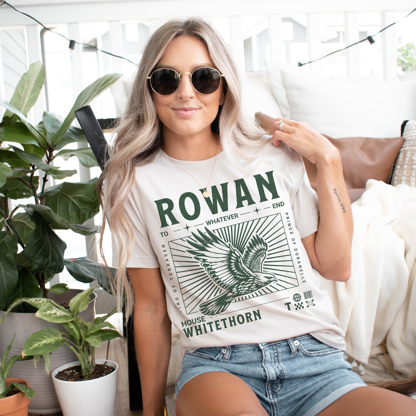 Rowan Whitethorn Shirt Throne of Glass