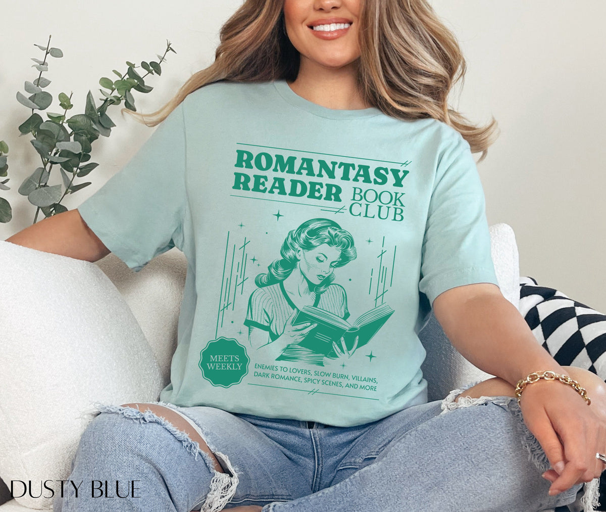 Romantasy Reader T-Shirt